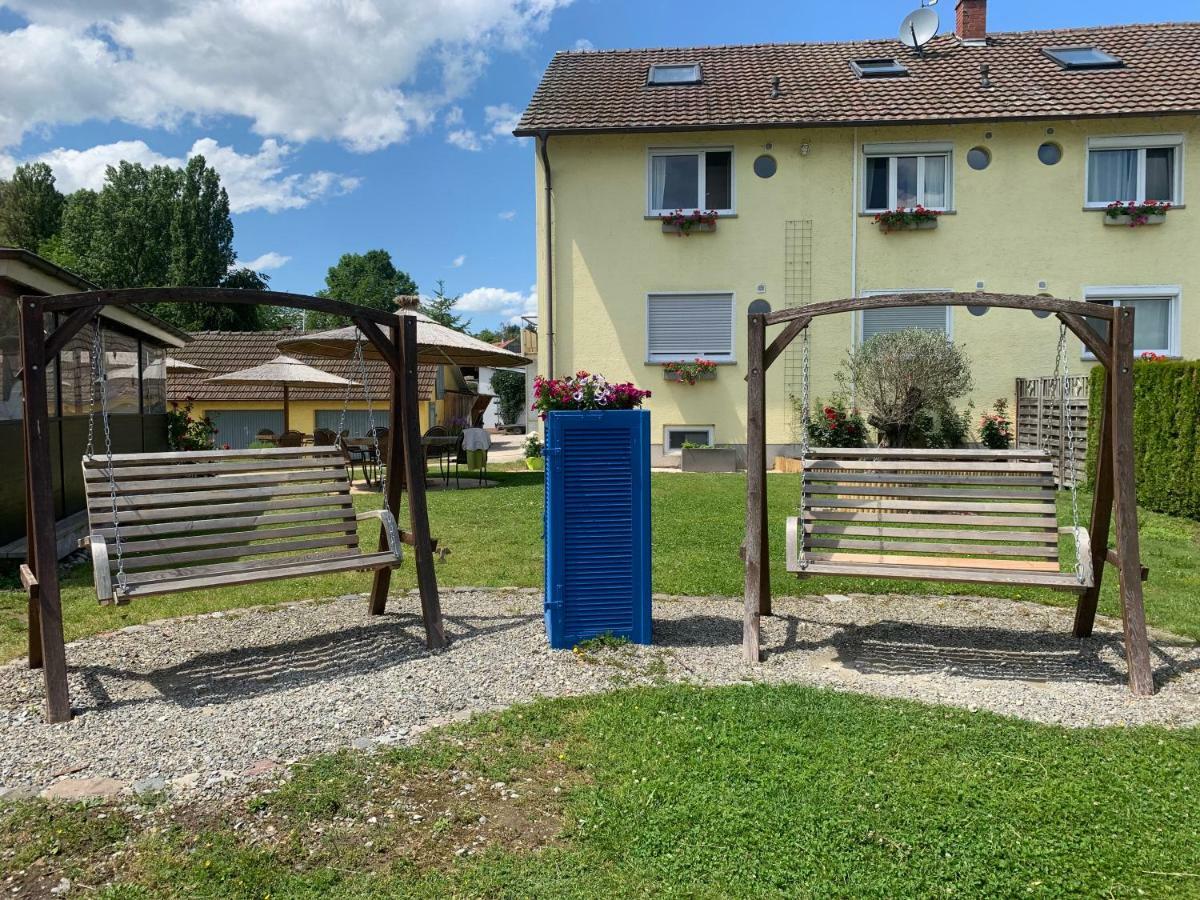 Gaestehaus Am See ไกน์โฮเฟน ภายนอก รูปภาพ